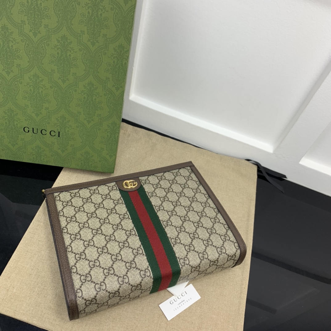 Gucci Clutch Bags